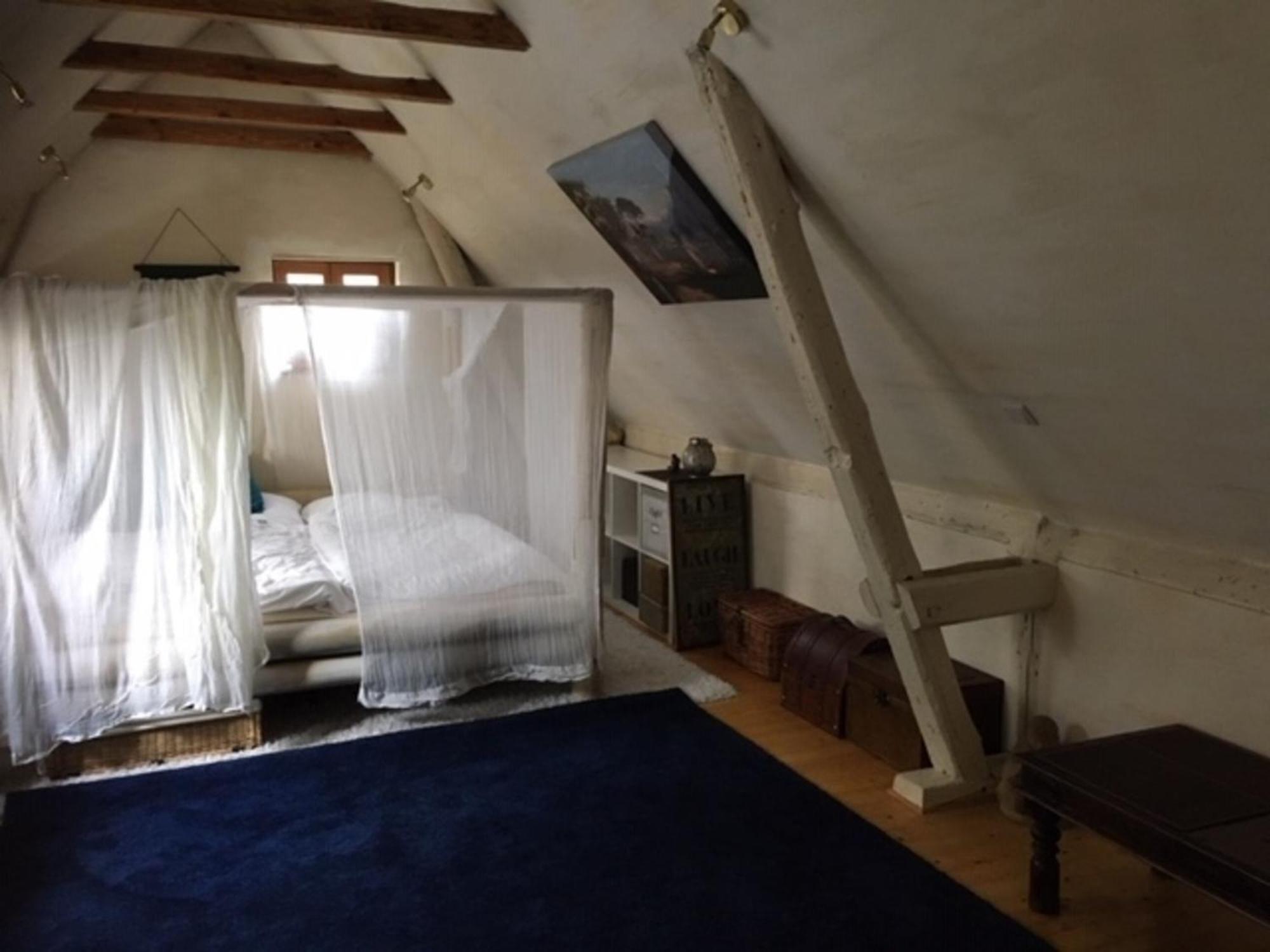 Himmelbettzimmer im Klosterdorf Neustadt am Rübenberge Exterior foto